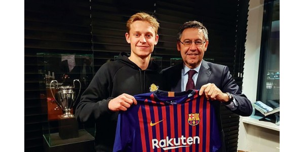 De Jong lehnte Paris Saint-Germain und Manchester City ab